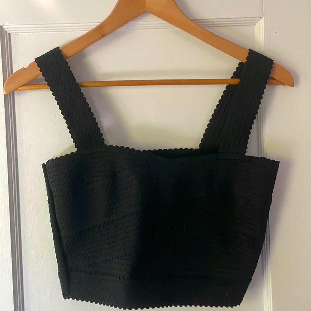 H&M Stretch Crop Top